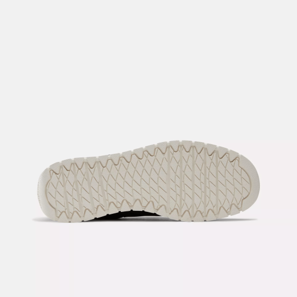 Club C Megacourt Shoes - Image 5