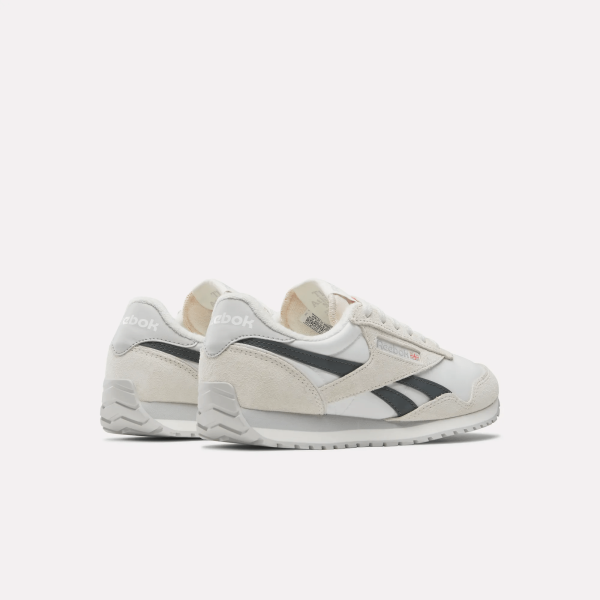 Women's Classic AZ Shoes - Image 3