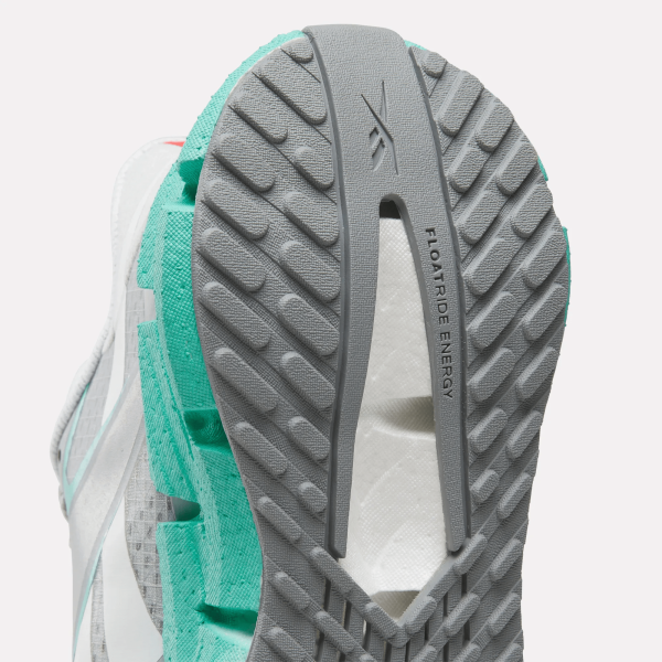 Women's FloatZig 1 Shoes - Image 7