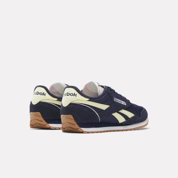 Women's Classic AZ Shoes - Image 3