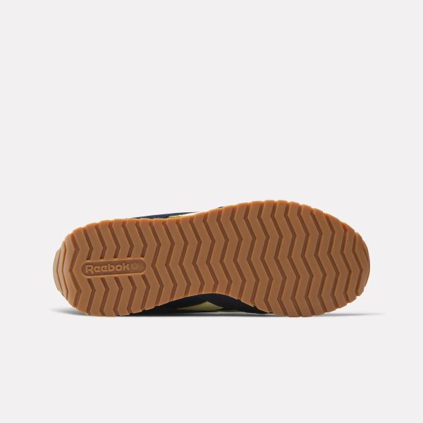 Women's Classic AZ Shoes - Image 4