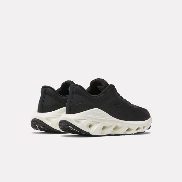 Women's Fuel Flex Run Shoes - Image 3