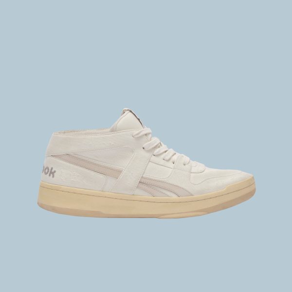 BB5600 Cut Sneakers