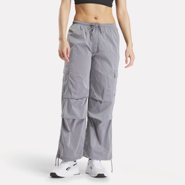 Women's Studio Style Cargo Pants