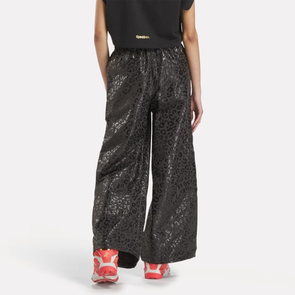 Reebok x Angel Reese Women's Hoop Pant - Image 4