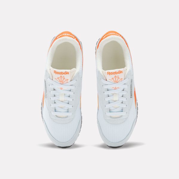 Women's Classic AZ Shoes - Image 5