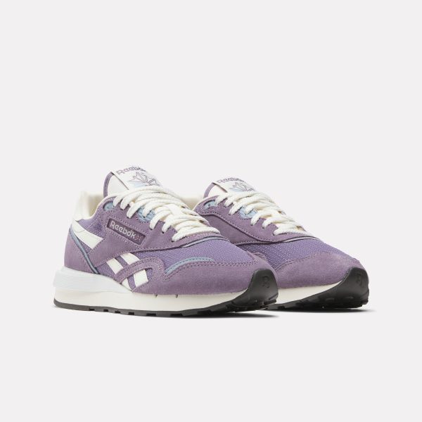 Women's Classic Nylon 89 Shoes - Image 2
