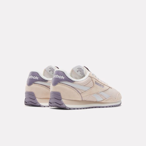 Women's Classic AZ Shoes - Image 3