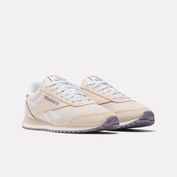 Women's Classic AZ Shoes - Image 2