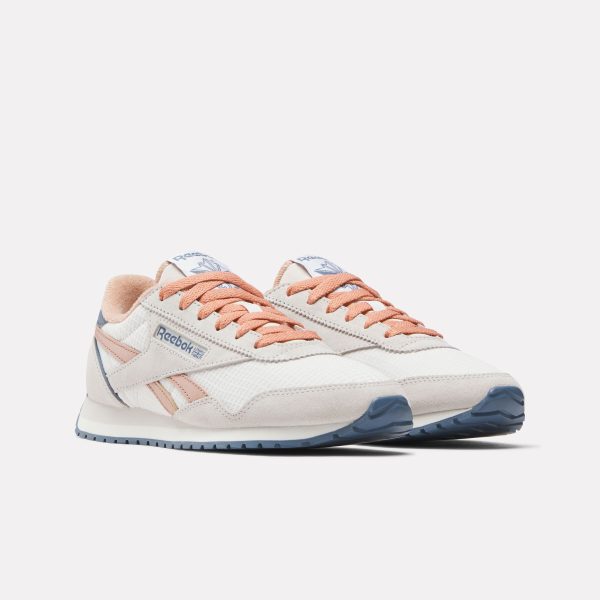 Women's Classic AZ Shoes - Image 2
