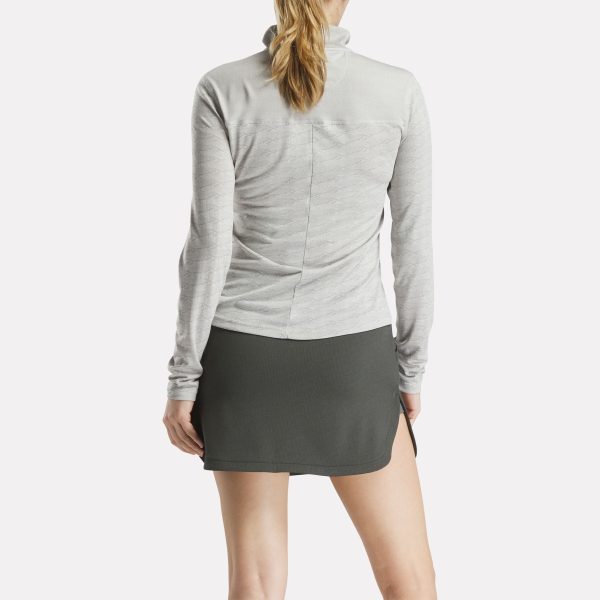 Women's Long Sleeve Engineered Vector Jacquard 1/4 Zip Golf Pullover Top - Image 3