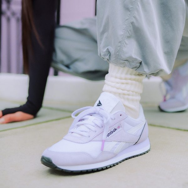 Women's Classic AZ Shoes - Image 5