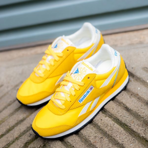 Women's Classic AZ Shoes - Image 5
